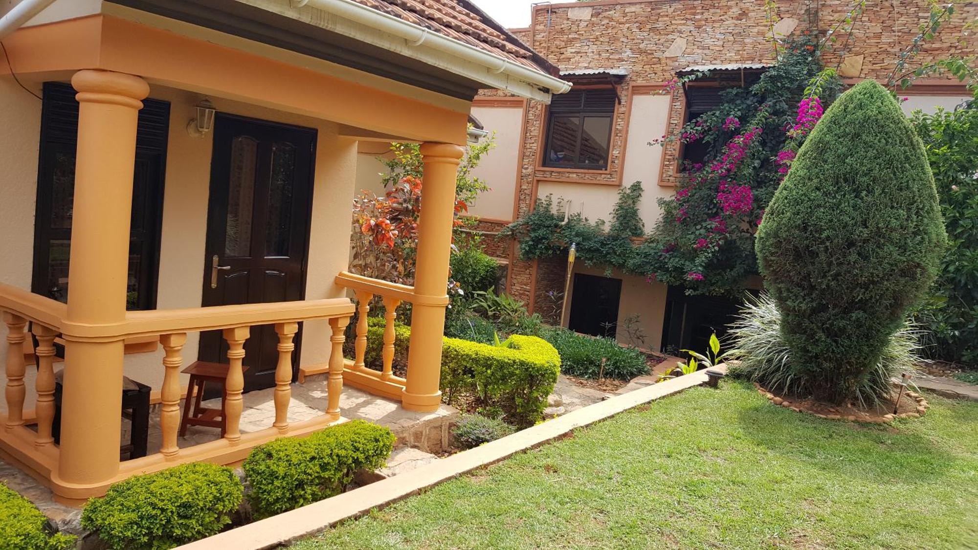 Keelan Ace Villas Kampala Kültér fotó