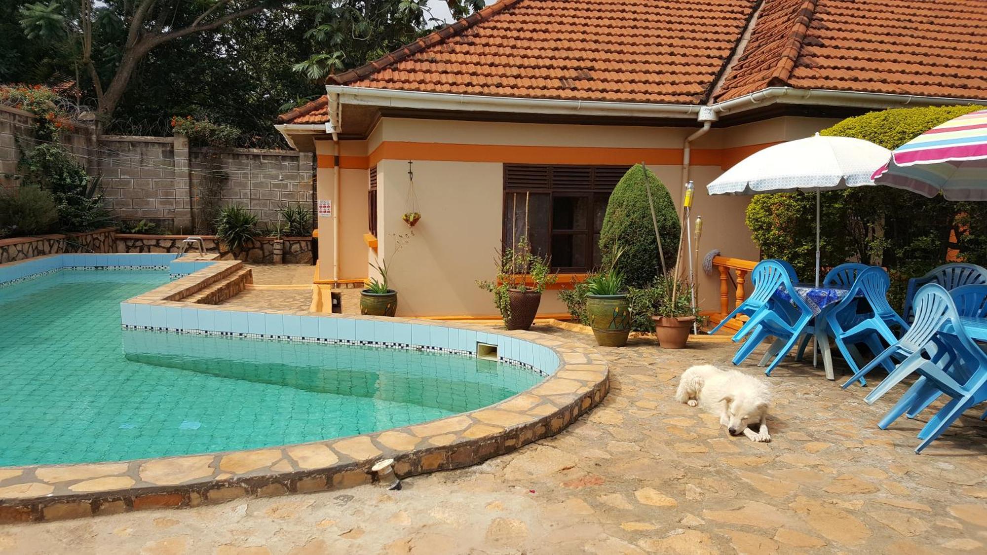 Keelan Ace Villas Kampala Kültér fotó