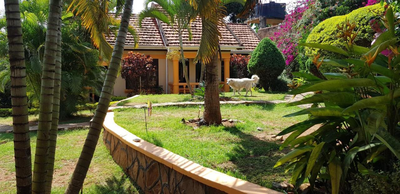 Keelan Ace Villas Kampala Kültér fotó